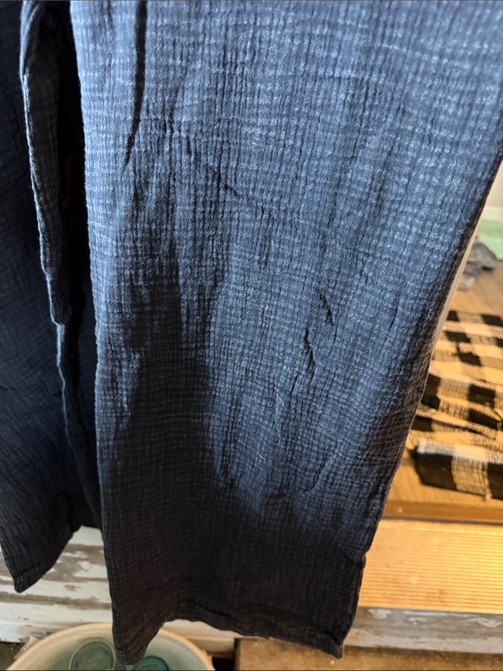 Women's Black Textured Wide-Leg Overalls with Front Pockets - Picture 5 of 9